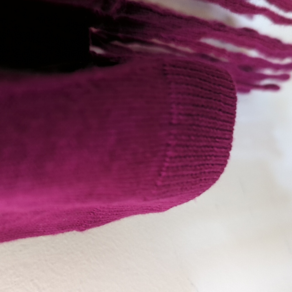 Peter Nygard Fringe Cowl Neck Top - Picture 10 of 16